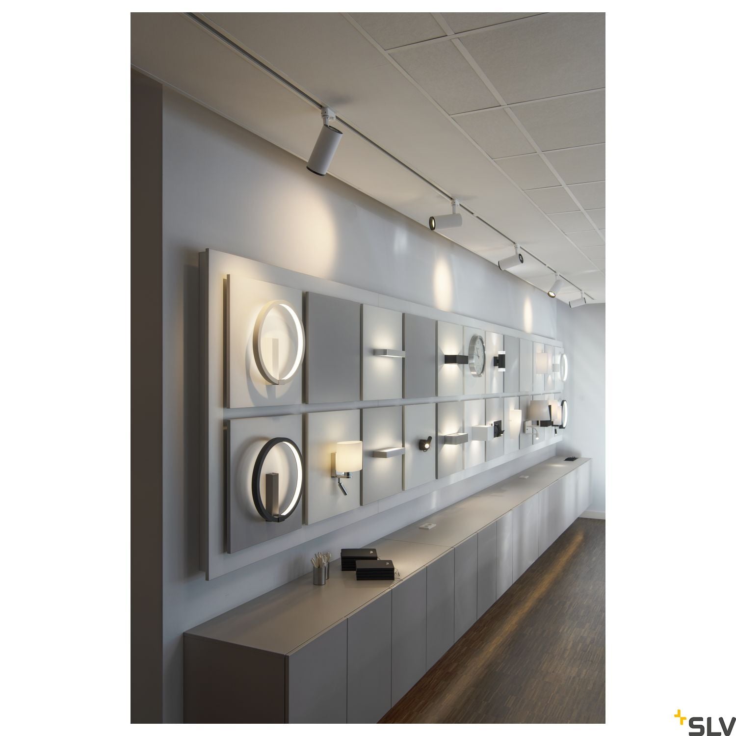 SLV 3~ NUMINOS Dimmable 3 phase system light whitek/black 2700K 24° 1004174