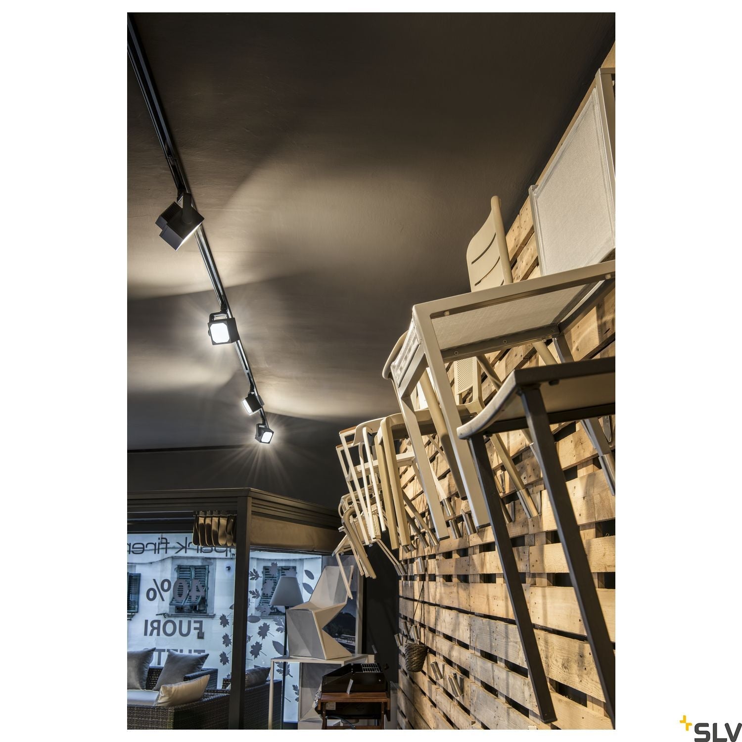 SLV EURO CUBE SPOT, black, 60°, 3000K COB LED, CRI90, incl. 3-circuit adapter 152750