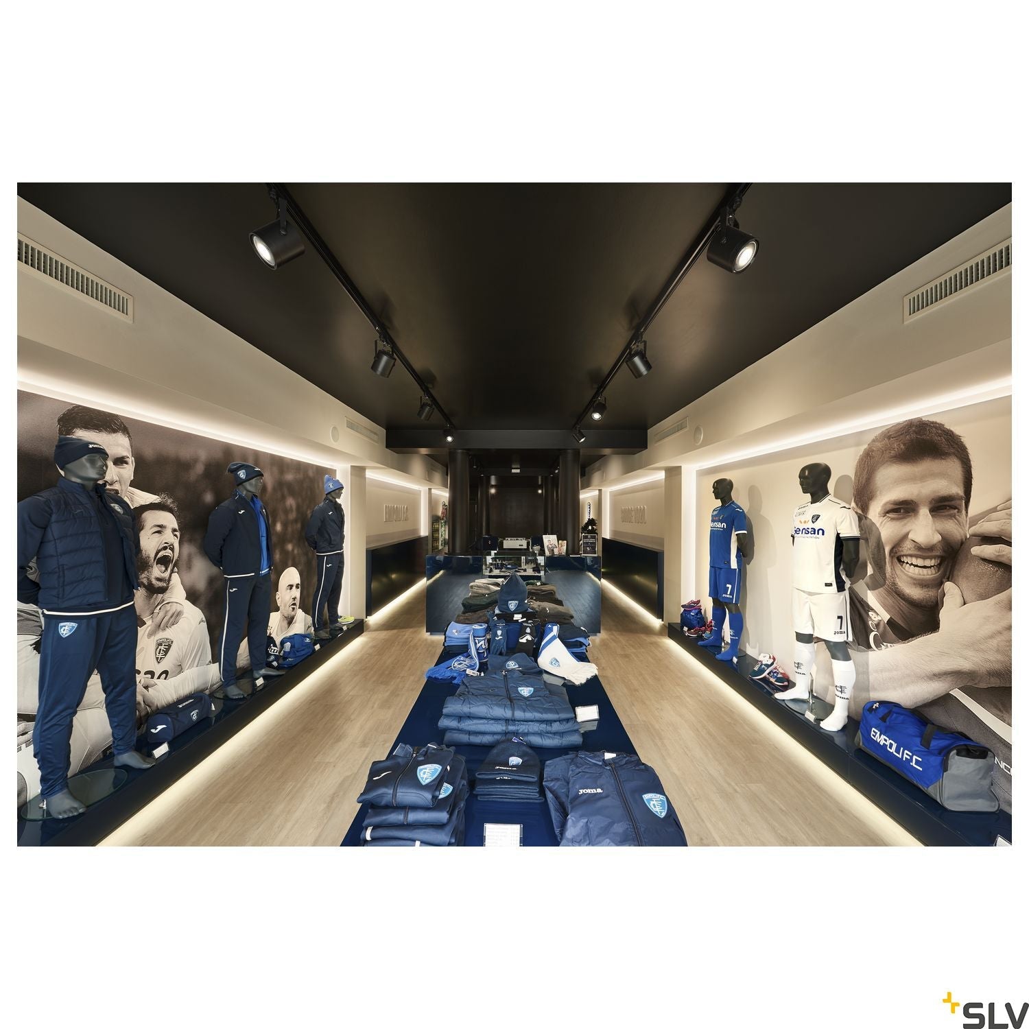 SLV EURO SPOT ES111, round, black, GU10, max. 75W, incl. 3- circuit adapter 153420