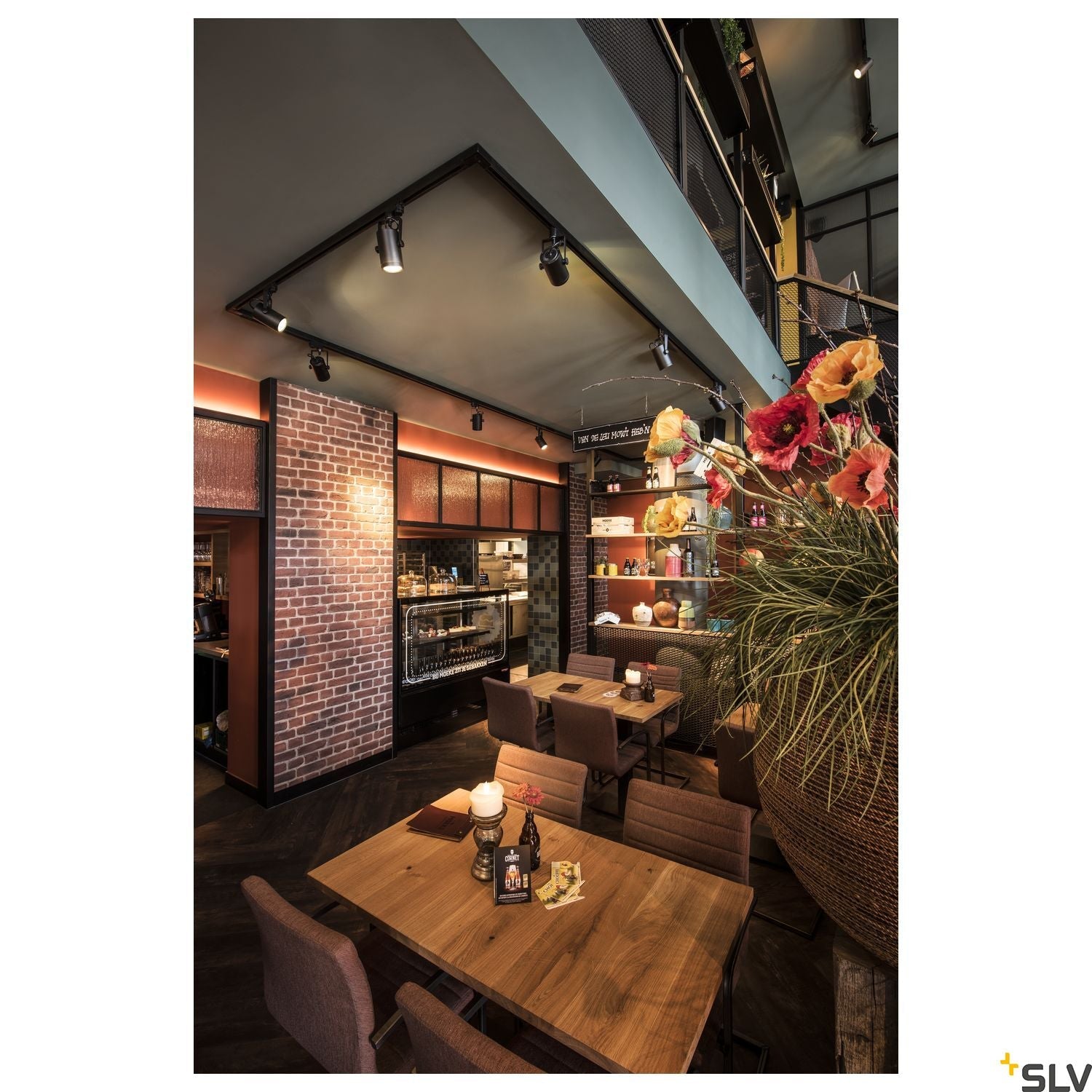 SLV EURO SPOT GU10, black, max. 25W, incl. 3-circuit adapter 153850